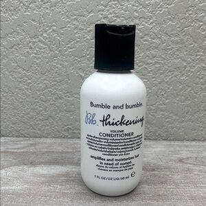 New bumble & bumble Thickening Conditioner (8.5 oz)